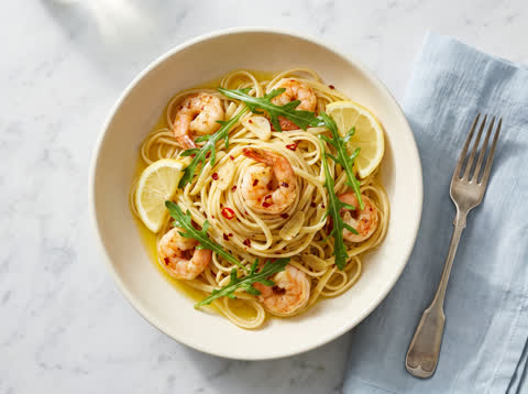 Garlic and chilli prawn linguine with lemon and rocket